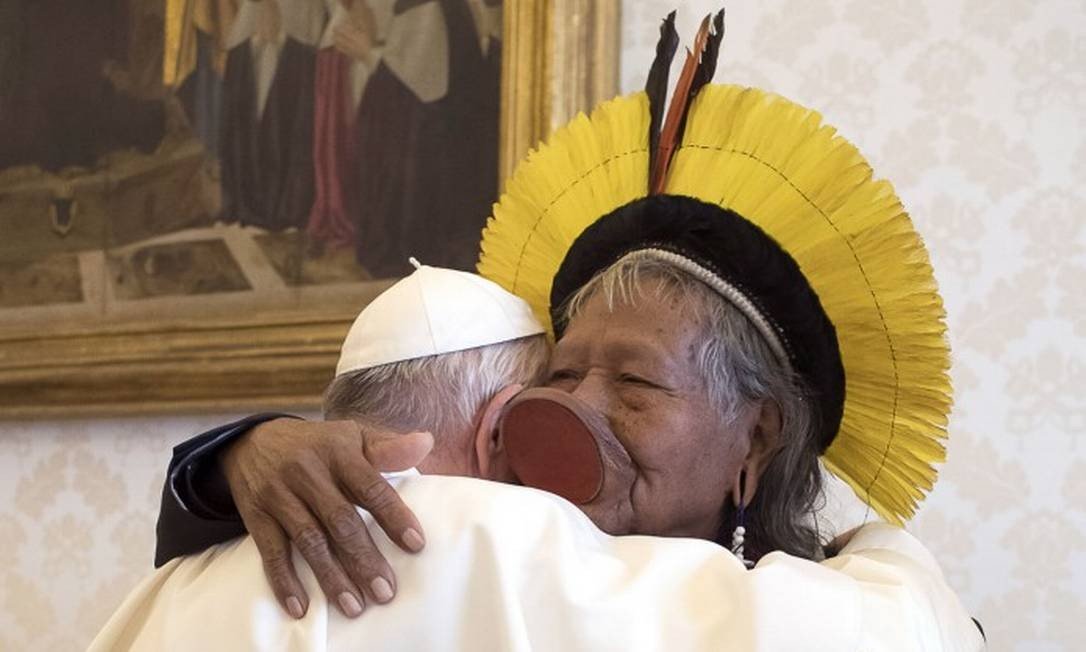 https://permanencia.org.br/drupal/sites/default/files/imagens/x82884712_This-handout-photo-taken-on-May-27-2019-and-released-by-the-Vatican-Media-shows-Pope-Fr.jpg.pagespeed.ic_.6Iln0T_kwk.jpg